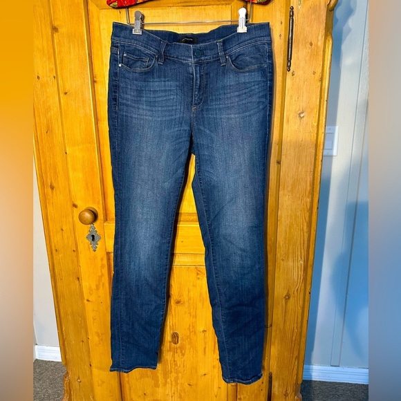 Ann Taylor The Skinny Modern Fit Jeans Size 8 - Picture 1 of 8
